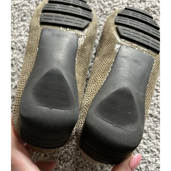 Vaneli Shoes Womens 7.5M Penny Loafers Green Slip On Casual Comfort Low Top Flat - Picture 9 of 11